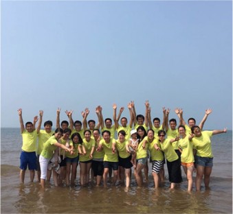 2016年7月公司組織“海上活動(dòng)”